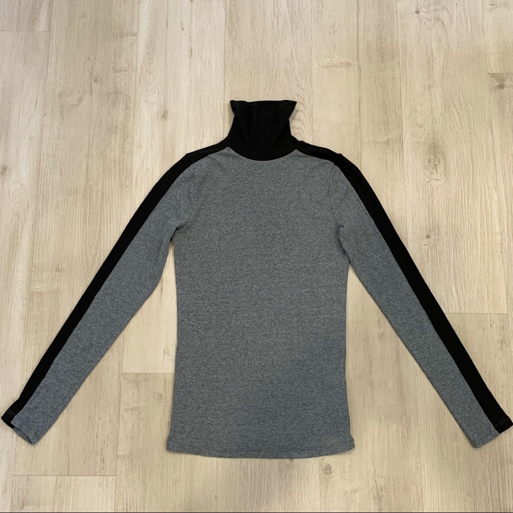 Hollister Long Sleeve Turtle Neck